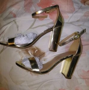 GOLD High Block Heel